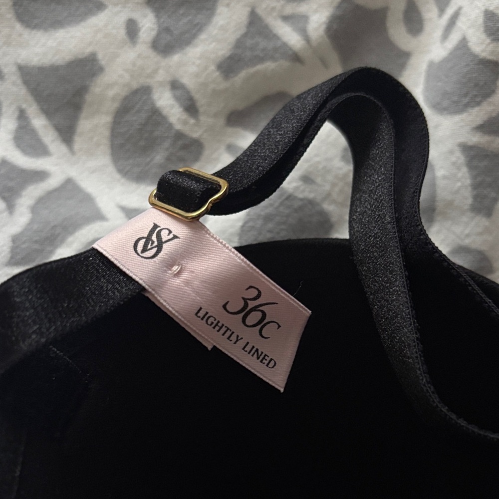 Victoria's Secret Black Bra with Pink Accents - Picture 2 of 3